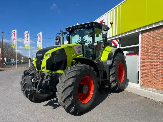 CLAAS Axion 850 cmatic - Photo 3