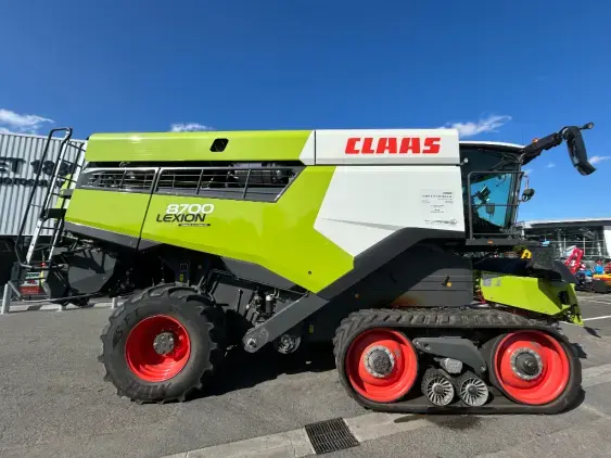 CLAAS 8700TT  - Photo 8