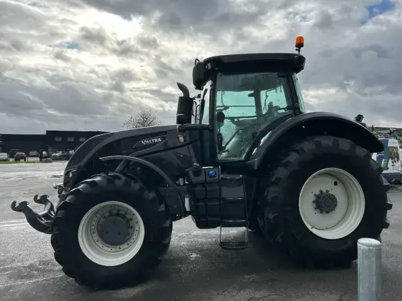 VALTRA s294 - Photo 4