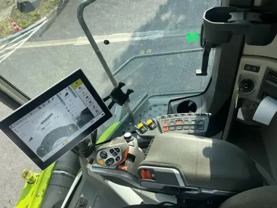 CLAAS Lexion 7500 TT  - Photo 18