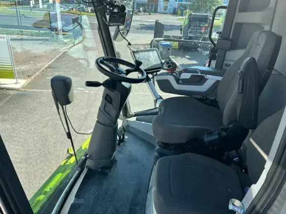 CLAAS 8700TT  - Photo 11