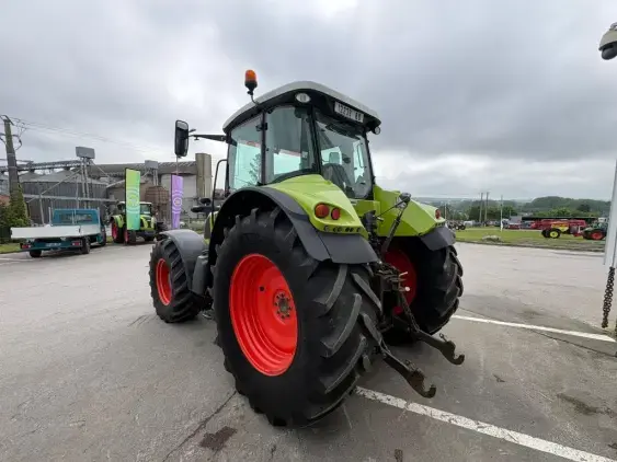 CLAAS ARION 630 CIS  - Photo 5