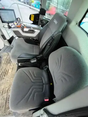 CLAAS JAGUAR 950 - Photo 7