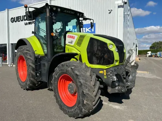 CLAAS Axion 810 cmatic  - Photo 1