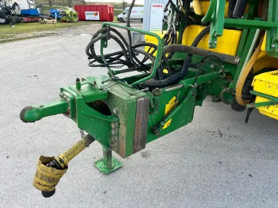 JOHN DEERE 840i - Photo 8