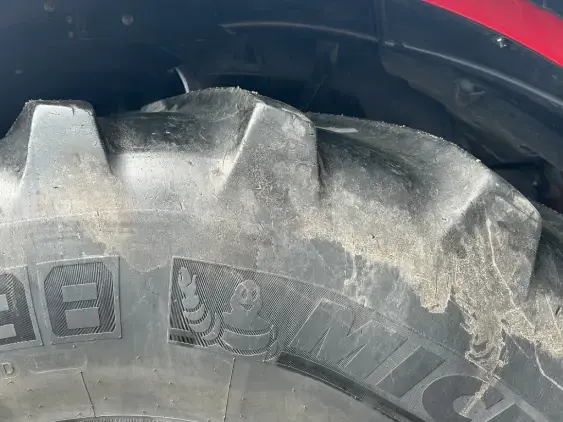 CASE IH OPTUM 270 CVX - Photo 10