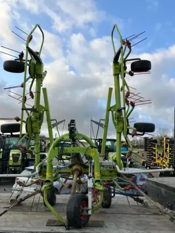 CLAAS Volto 700 - Photo 2