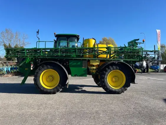 JOHN DEERE R4040i - Photo 4