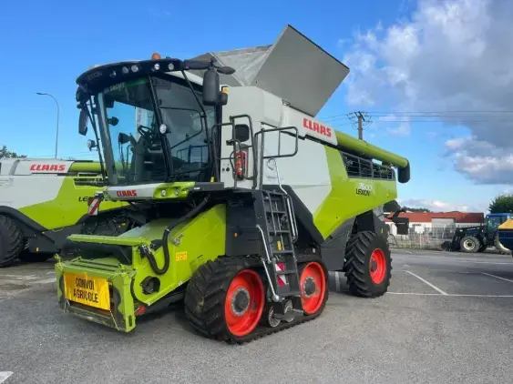CLAAS Lexion 7600 TERRATRAC - Photo 3