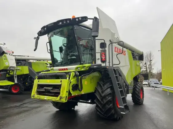 CLAAS Trion 520 - Photo 3