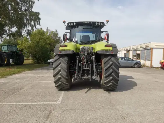 CLAAS AXION 870 CMATIC - Photo 6