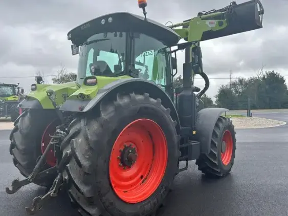 CLAAS Arion 650 Cebis  - Photo 3