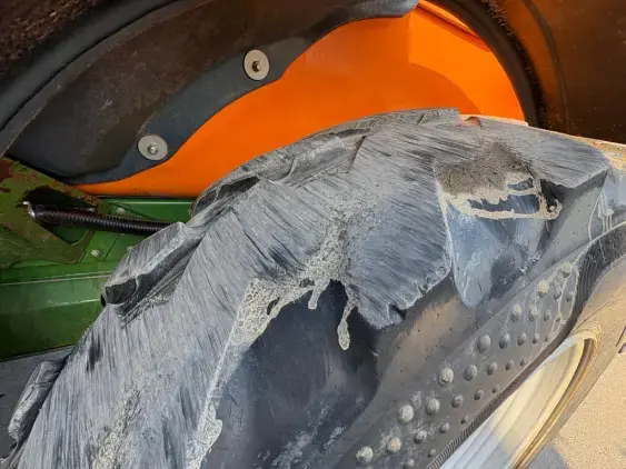 AMAZONE Ux11200 - Photo 13