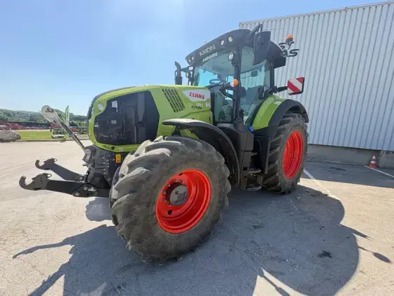 CLAAS AXION 810 - Photo 3
