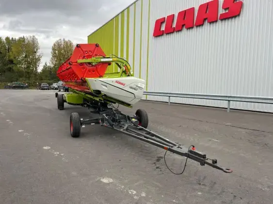 CLAAS LEXION 6700 - Photo 19