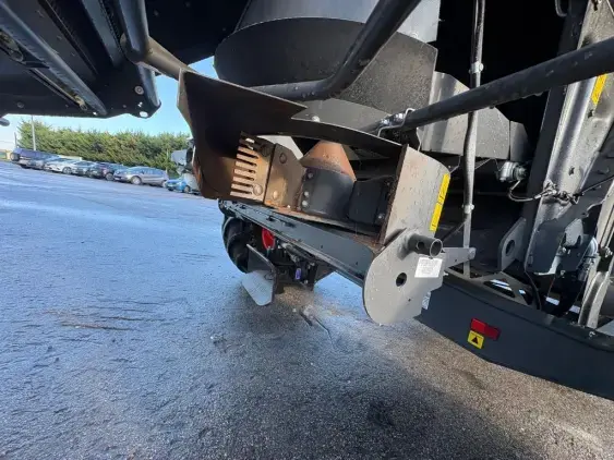 CLAAS Trion 530 - Photo 15