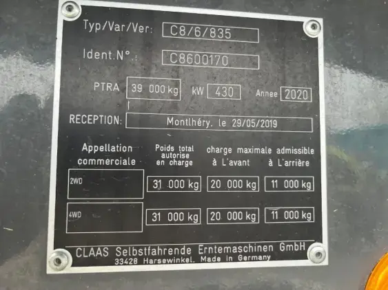 CLAAS Lexion 8700 TT  - Photo 17