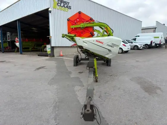 CLAAS TUCANO 420 - Photo 22