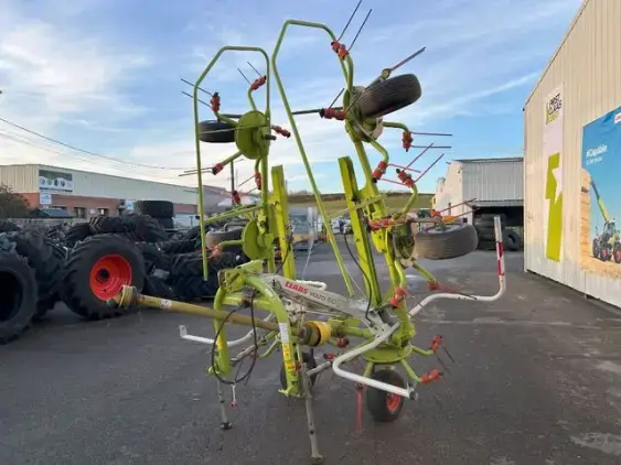 CLAAS VOLTO 60  - Photo 3