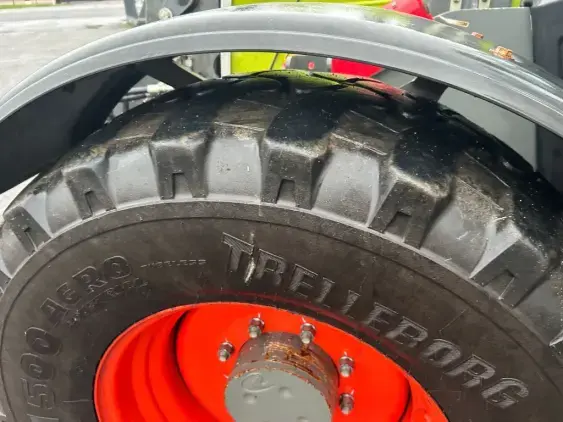 CLAAS SCORPION 741 VARIPOWER - Photo 11