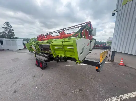CLAAS TUCANO 420 - Photo 25