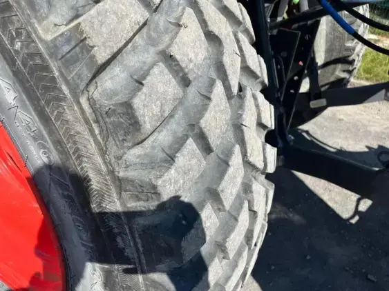 CLAAS Arion 420 - Photo 11