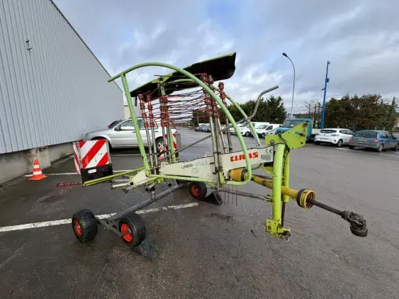 CLAAS Liner 450 - Photo 1