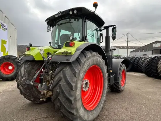 CLAAS ARION 660 CIS+ - Photo 7