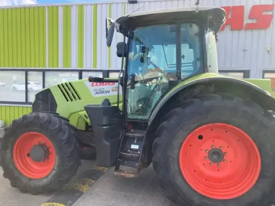CLAAS Arion 640 CiS - Photo 5