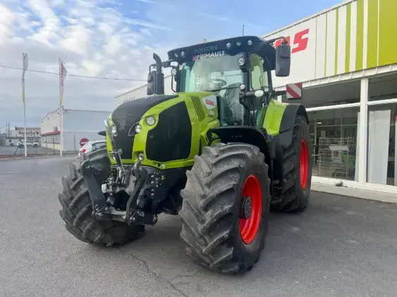 CLAAS AXION 830 CMATIC - Photo 3