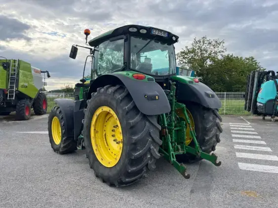 JOHN DEERE 6210R - Photo 5