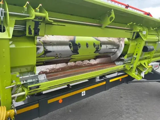 CLAAS LEXION 6700 - Photo 29