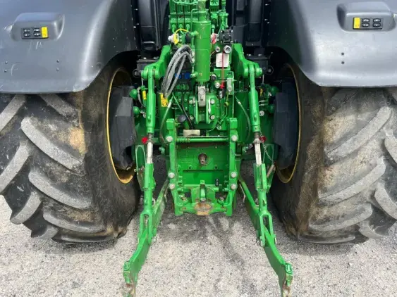 JOHN DEERE 6R250 - Photo 10
