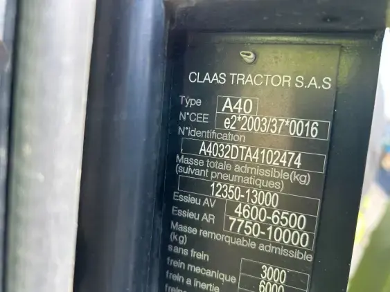 CLAAS Axion 810 cmatic  - Photo 13