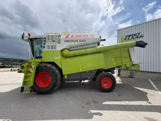 CLAAS MEDION 340 - Photo 4