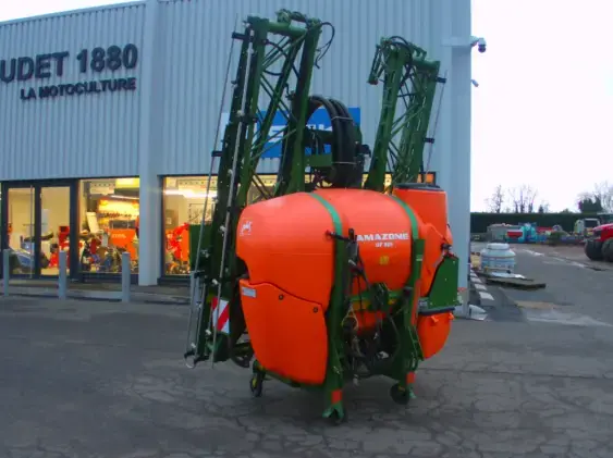 AMAZONE UF901 - Photo 1