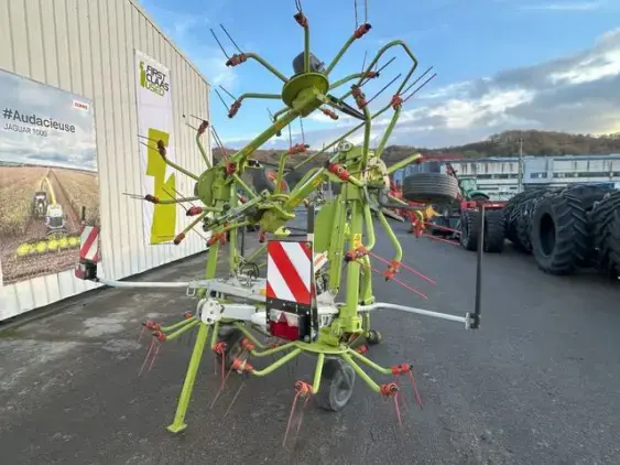 CLAAS VOLTO 800 - Photo 7