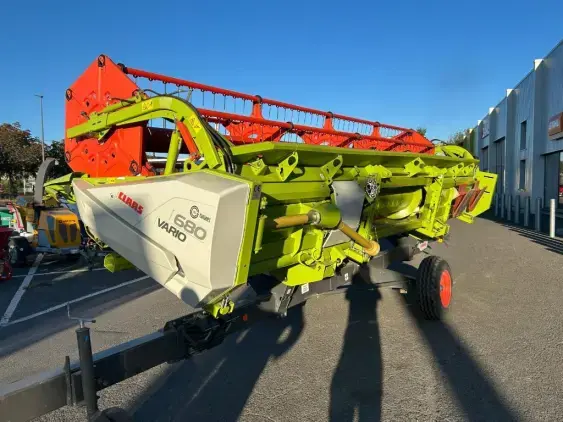 CLAAS TUCANO 570 - Photo 16