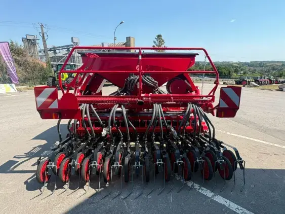 HORSCH EXPRESS 3KR - Photo 6