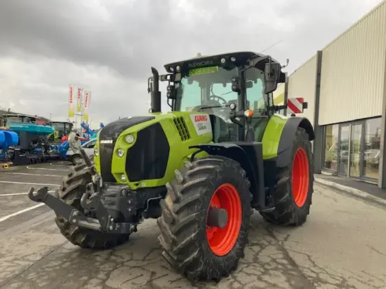 CLAAS arion 630 - Photo 2