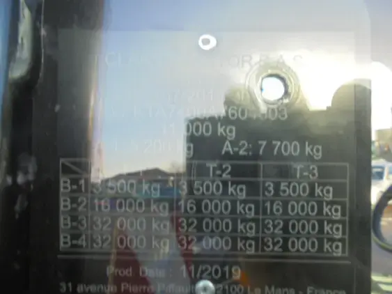 CLAAS arion 630 - Photo 5