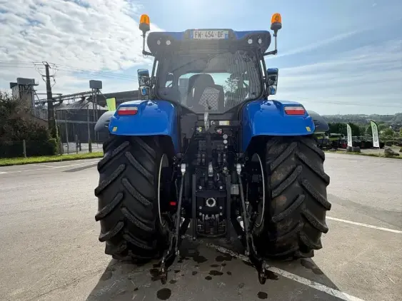 NEW HOLLAND T7.230 - Photo 6