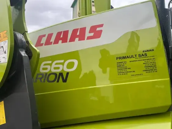 CLAAS ARION 660 - Photo 9