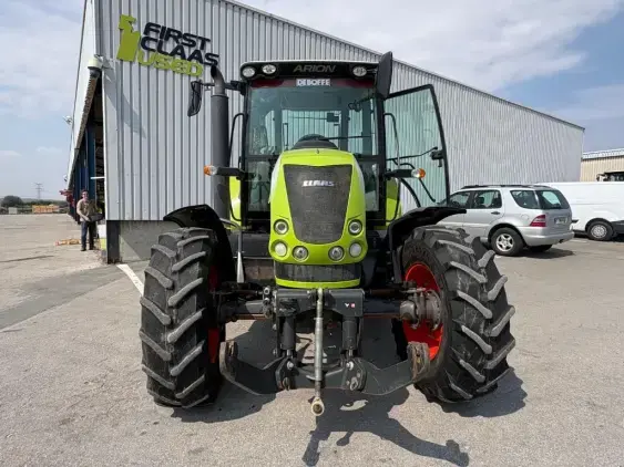 CLAAS ARION 530   - Photo 2