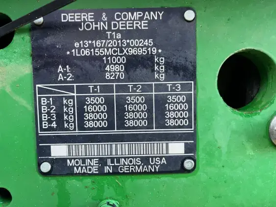 JOHN DEERE 6155M - Photo 17