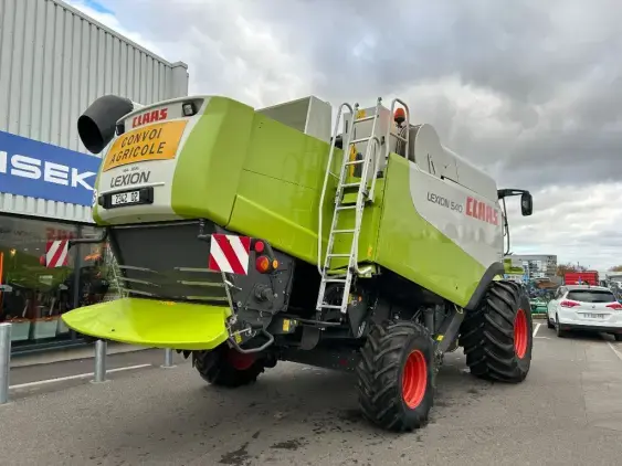 CLAAS Lexion 540 intensive - Photo 10