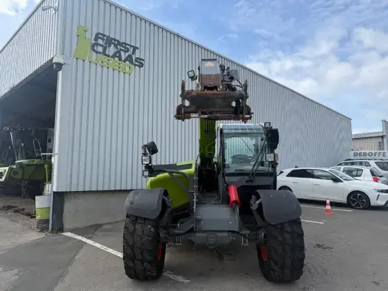 CLAAS SCORPION 741 VARIPOWER - Photo 2