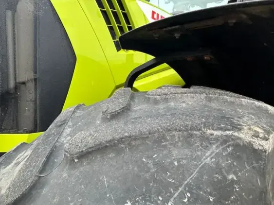 CLAAS ARION 660 CIS+ - Photo 11