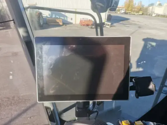 CLAAS LEXION 7600 - Photo 10