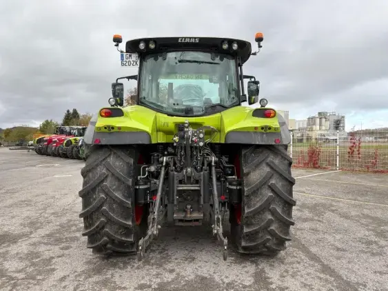 CLAAS Arion 630 - Photo 6